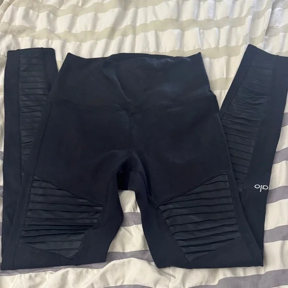 Alo Moto Black Leggings with mesh LOOK at SHOP to BUNDLE 2 moto leggings $45 - Picture 1 of 4